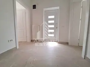 Apartament sau Spatiu comercial cu 2 camere, 47 mp utili, zona Intim - imagine 2