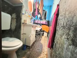 Apartament cu 3 camere, semidecomandat, etaj intermediar, Dambovita - imagine 6