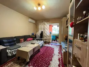 Apartament cu 3 camere, semidecomandat, etaj intermediar, Dambovita - imagine 3