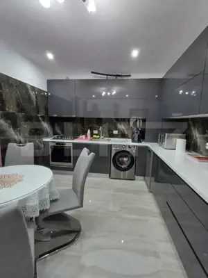 Casa cu 5 camere, 196 mp, 600 mp teren, in cartierul Primaverii - imagine 11