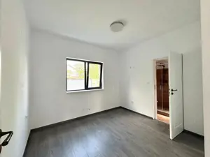 Super pret - Casa individuala cu 4 camere - Sanmihaiu Roman - imagine 2