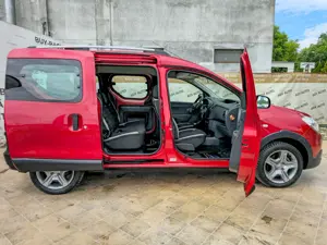 Dacia Dokker Stepway, Benzina, Livrare gratis. Garantie 12 luni . Buy back . Test drive. Rate fixe . - imagine 10