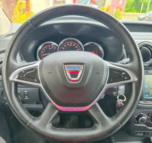 Dacia Dokker Stepway, Benzina, Livrare gratis. Garantie 12 luni . Buy back . Test drive. Rate fixe . - imagine 11