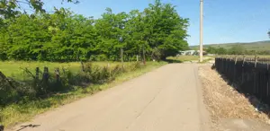 Teren INTRAVILAN de vanzare - imagine 2