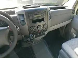 Volkswagen Crafter - imagine 4