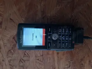 Vand o gama variata de telefoane mobile. - imagine 2