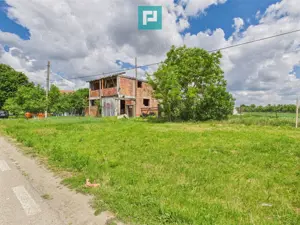 Casă mare, la rosu cu teren generos în Șimand - imagine 8