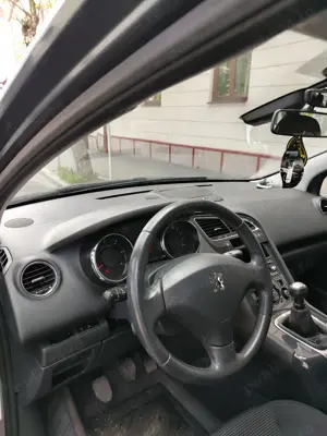 Peugeot 5008 1.6hdi euro 5  - imagine 3