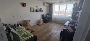 Apartament decomandat Alexandru Obregia Loc de Parcare