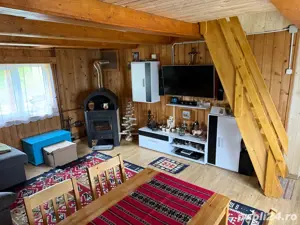 vand cabana in Risca - imagine 8