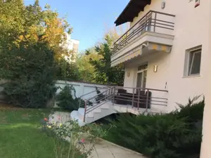 Vila Pipera D+P+1+M, 2004