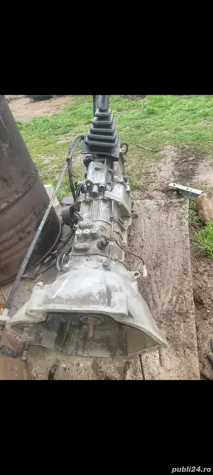 cutie cu tot cu reductor de Suzuchi Vitara an 1997 - imagine 3