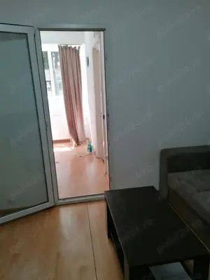 Inchiriez garsoniera