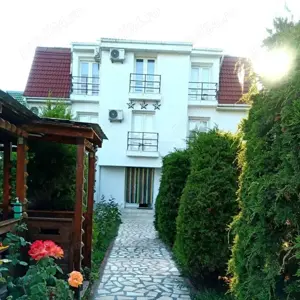 De vanzare casa de oaspeti   pensiune - imagine 3