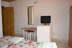 De vanzare casa de oaspeti   pensiune - imagine 6