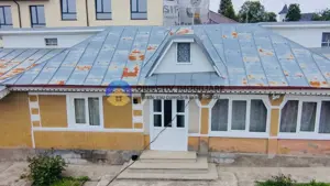 Casa comuna Margineni