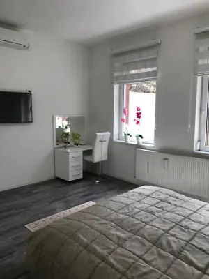 Casa individuala pe parter cu 3 dormitoare centrala proprie Zona Rebreanu - Brancoveanu - imagine 3