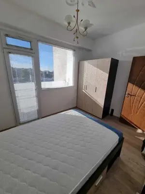 Apartament cu 3 camere de inchiriat zona Astra