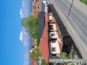 Casa de vanzare. in Tg jiu  pe str Unirii. - imagine 5
