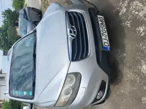 Vand Hyundai Santa Fe 2,2 diesel - imagine 6