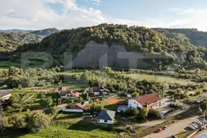 EXCLUSIVITATE! Pensiune 10 camere si Aqua parc, Prundu Bargaului - imagine 2