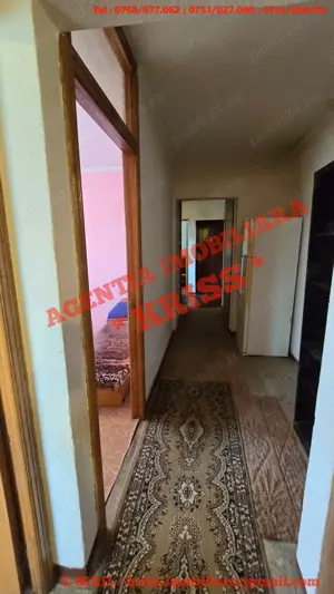Apartament 3 Camere EXERCIȚIU Confort 1 Decomandat Liber Centrală fondurile noi An 1986 - imagine 7