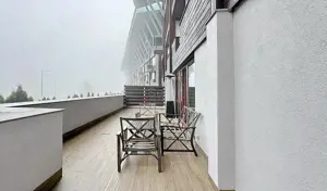 Apartament ce ofera  acces catre 2 terase generoase - imagine 13