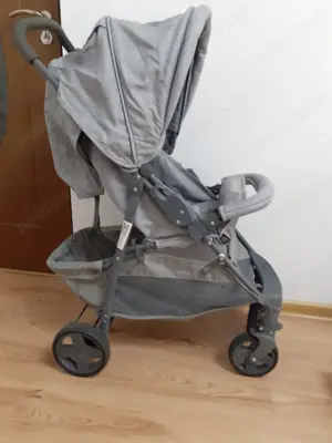 Cărucior: confort, siguranță și stil pentru plimbările voastre! - imagine 3