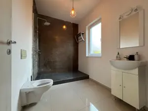 Zona linistita.Disponibil imediat.Mobilat si utilat! - imagine 13