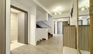 Penthouse generos cu priveliste spre Masivul Postavarul - imagine 14