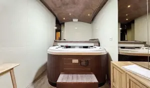 Penthouse generos cu priveliste spre Masivul Postavarul - imagine 19