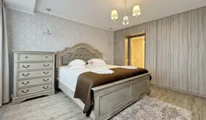 Penthouse generos cu priveliste spre Masivul Postavarul - imagine 15