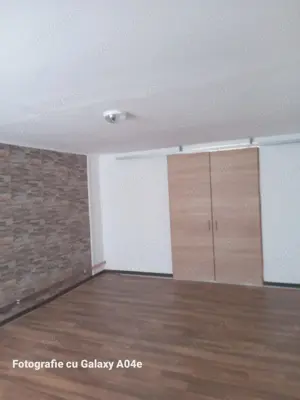 Casa langa Valenii de Munte - imagine 5