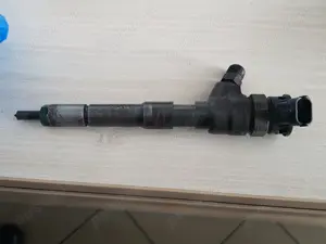 Vand injector pentru Renault Clio 1.5 dci verification pe stand - imagine 2