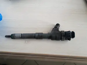 Vand injector pentru Renault Clio 1.5 dci verification pe stand