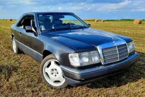 Vând Mercedes W124 coupe,vehicul istoric