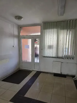 Dau in chirie Cladire birouri, ultracentral D+P+2E, 150mp pe nivel, SC tot-636 mp Inc oras , rampa,  - imagine 4