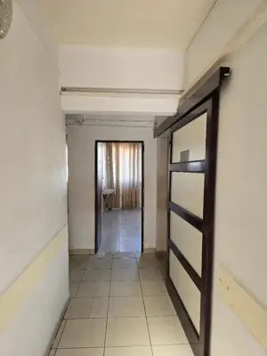 Dau in chirie Cladire birouri, ultracentral D+P+2E, 150mp pe nivel, SC tot-636 mp Inc oras , rampa,  - imagine 8