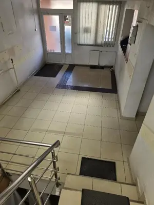 Dau in chirie Cladire birouri, ultracentral D+P+2E, 150mp pe nivel, SC tot-636 mp Inc oras , rampa,  - imagine 18