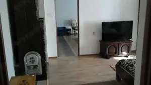 Apartament cu 2 camere la casa in Cristian - imagine 6