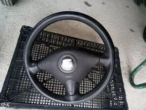  Volan SEAT Ibiza / Cordoba cu airbag – Original, stare foarte bună - imagine 2