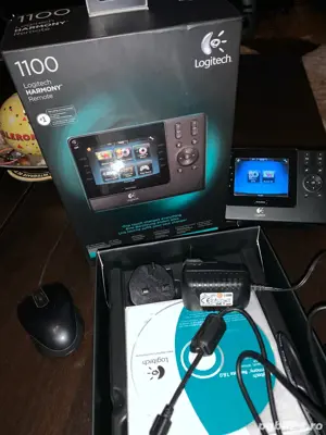 Logitech HARMONY 1100 Telecomanda SMART Universală La Cutie ca NOUĂ  - imagine 3