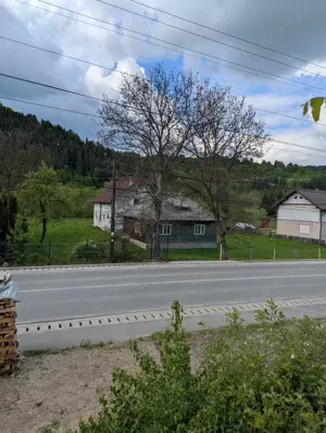 Vând casă și teren in comuna Moisei langa drumul principal DN 18 - imagine 9