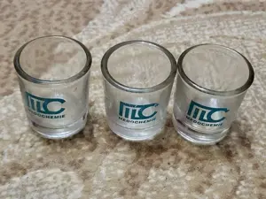 SET 3 Pahare Shot Medochemie,Colectie -8 LEi