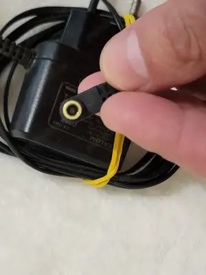 Charger telefon desktop, cu mufa Jack mai groasa -5 LEi - imagine 4