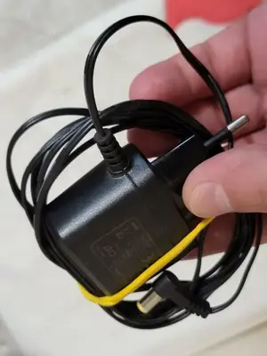 Charger telefon desktop, cu mufa Jack mai groasa -5 LEi - imagine 3