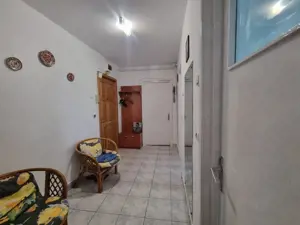 Apartament 2 camere decomandate, etaj 3, Zona Centrala - imagine 8