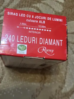 SET Instalaţie pom Crăciun 240led cu Jocuri Lumini,pt Interior+9 Accesorii