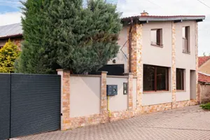 Spațiu comercial de 190 mp de închiriat în zona Subcetate