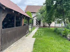 Casa individuala , 4 camere,2 bai, garaj, acces auto, 575 teren - imagine 4